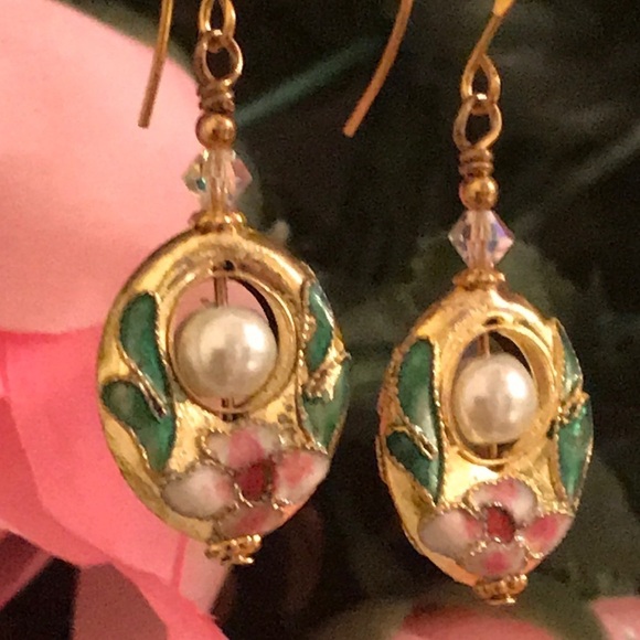 🔥ON SALE🔥3/$30🔥 💖 LA Design💖Handmade Earrings - Picture 2 of 6